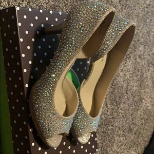 Iridescent Jeweled Women’s size 7 1/2 high heels